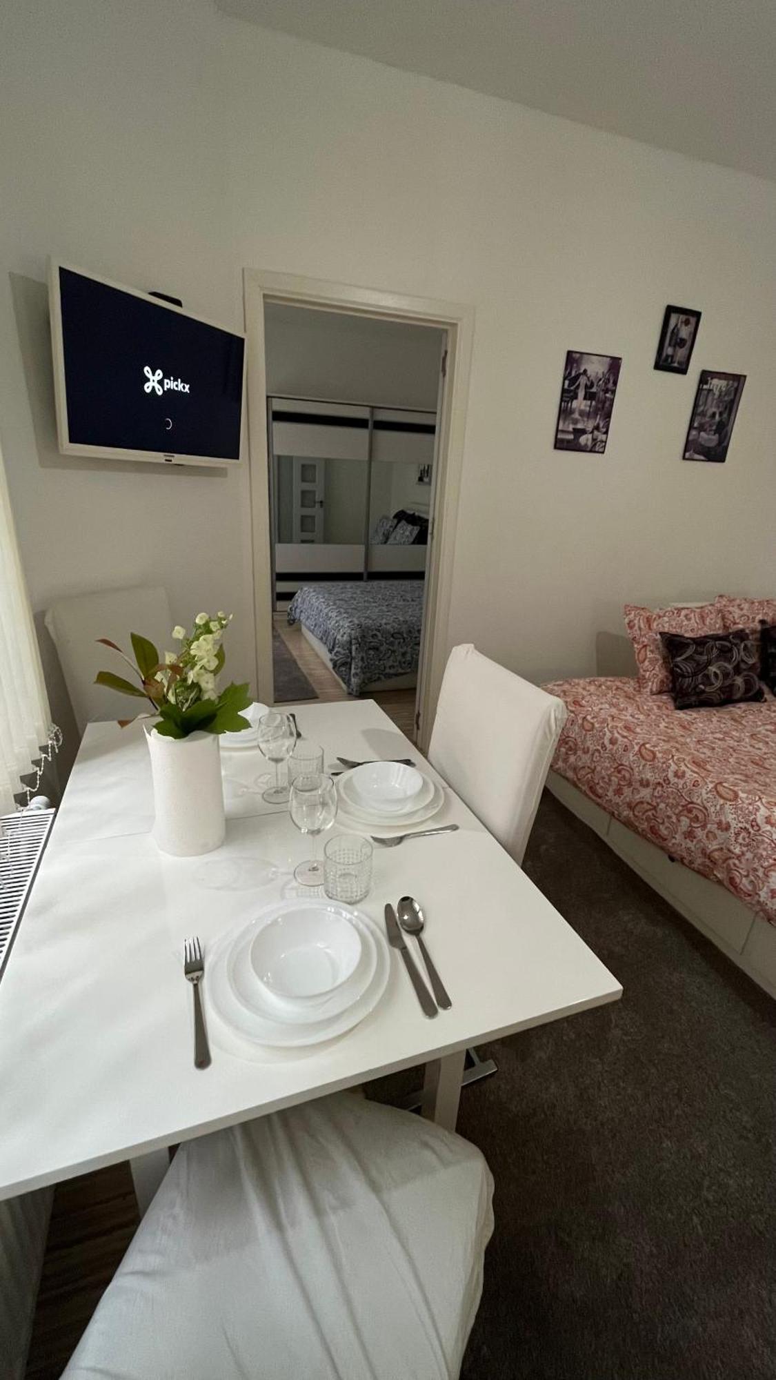 Two Bedroom Flat - Hyper Center Brüsszel Kültér fotó